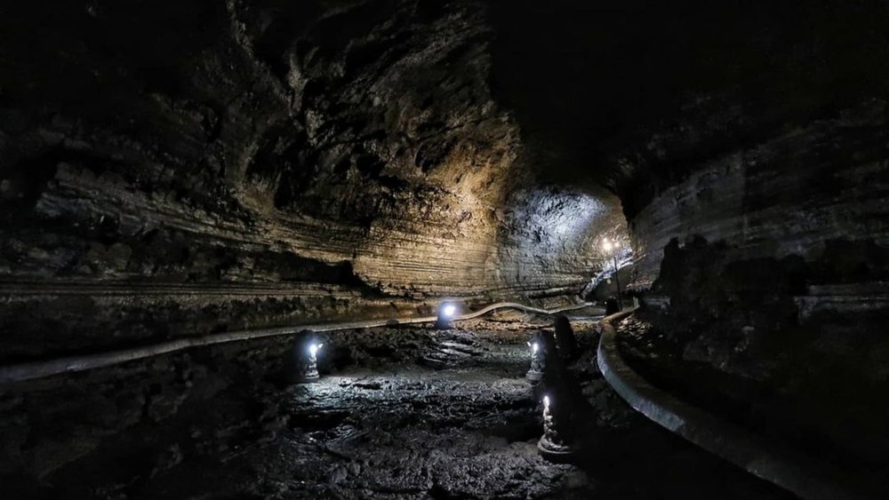 See Manjanggul Cave in Jeju! Image credits: @brian_di.cho on Instagram