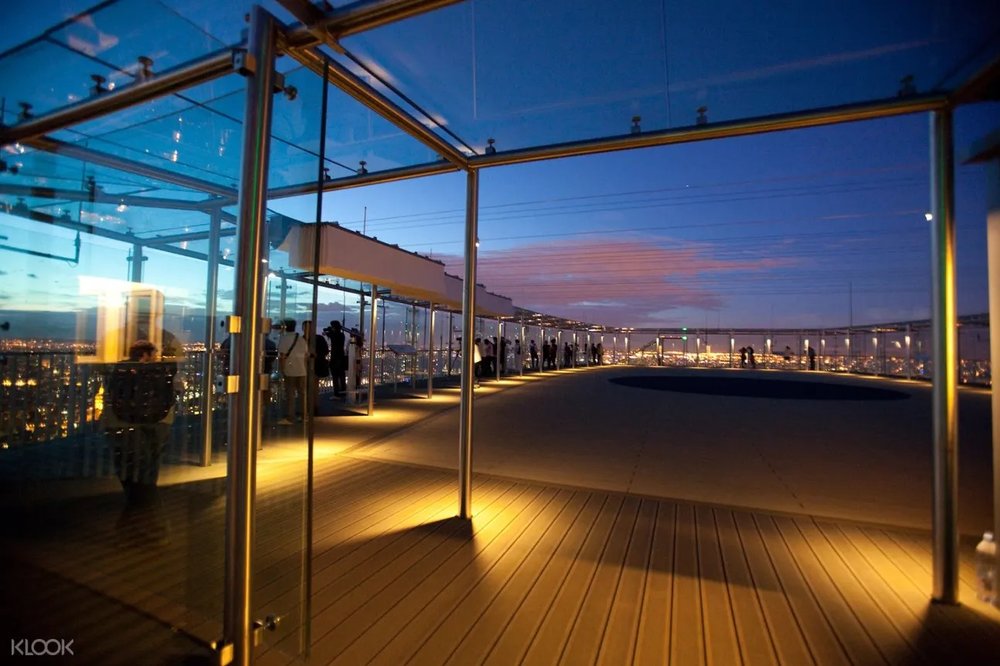 Watch the city transform during the night