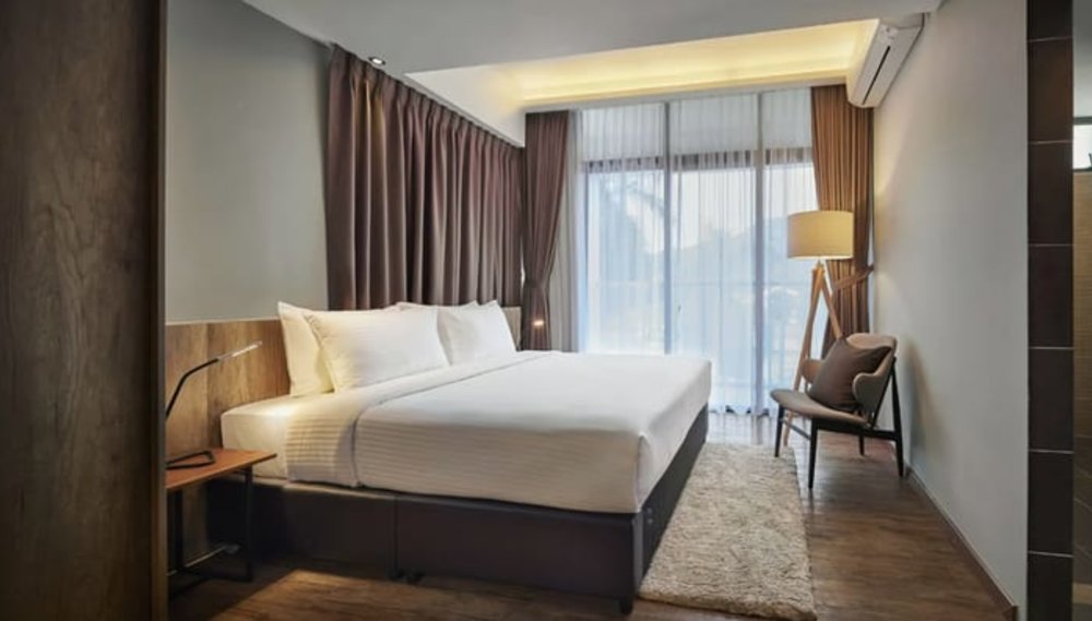 tropics eight suites penang hotel