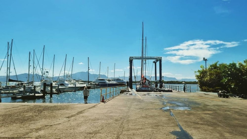Tranquillity at the marina. Image credits: @denaraumarina on Instagram