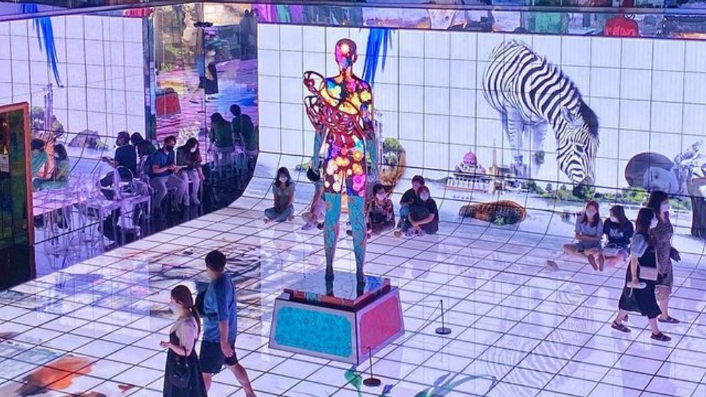 It’s like stepping into a whole new artistic world when you enter Museum DAH!