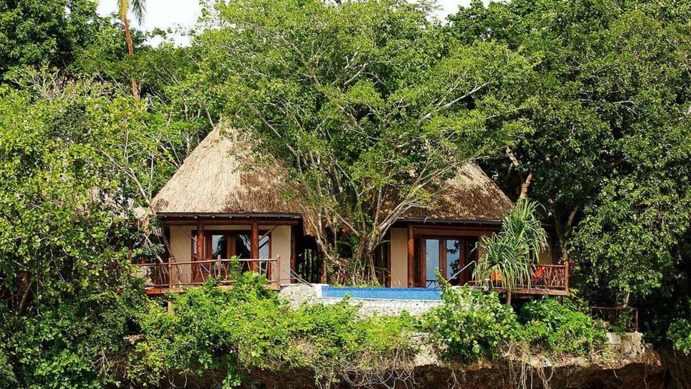 Vanua Levu transports you to a tropical world. Image credits - @savasiisland on Instagram