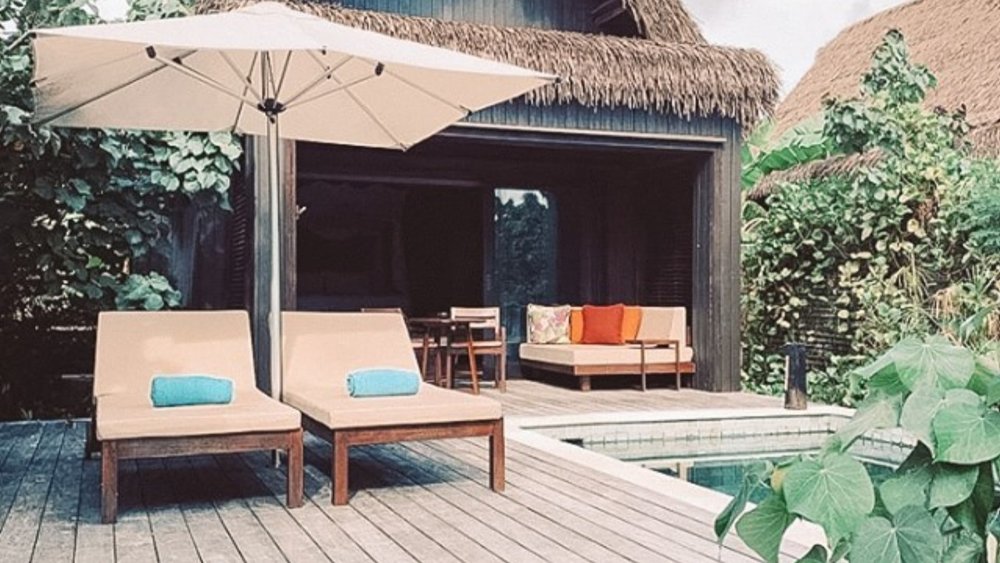 Poolside Relaxation at Six Senses. Image credits - @sixsensesfiji on Instagram