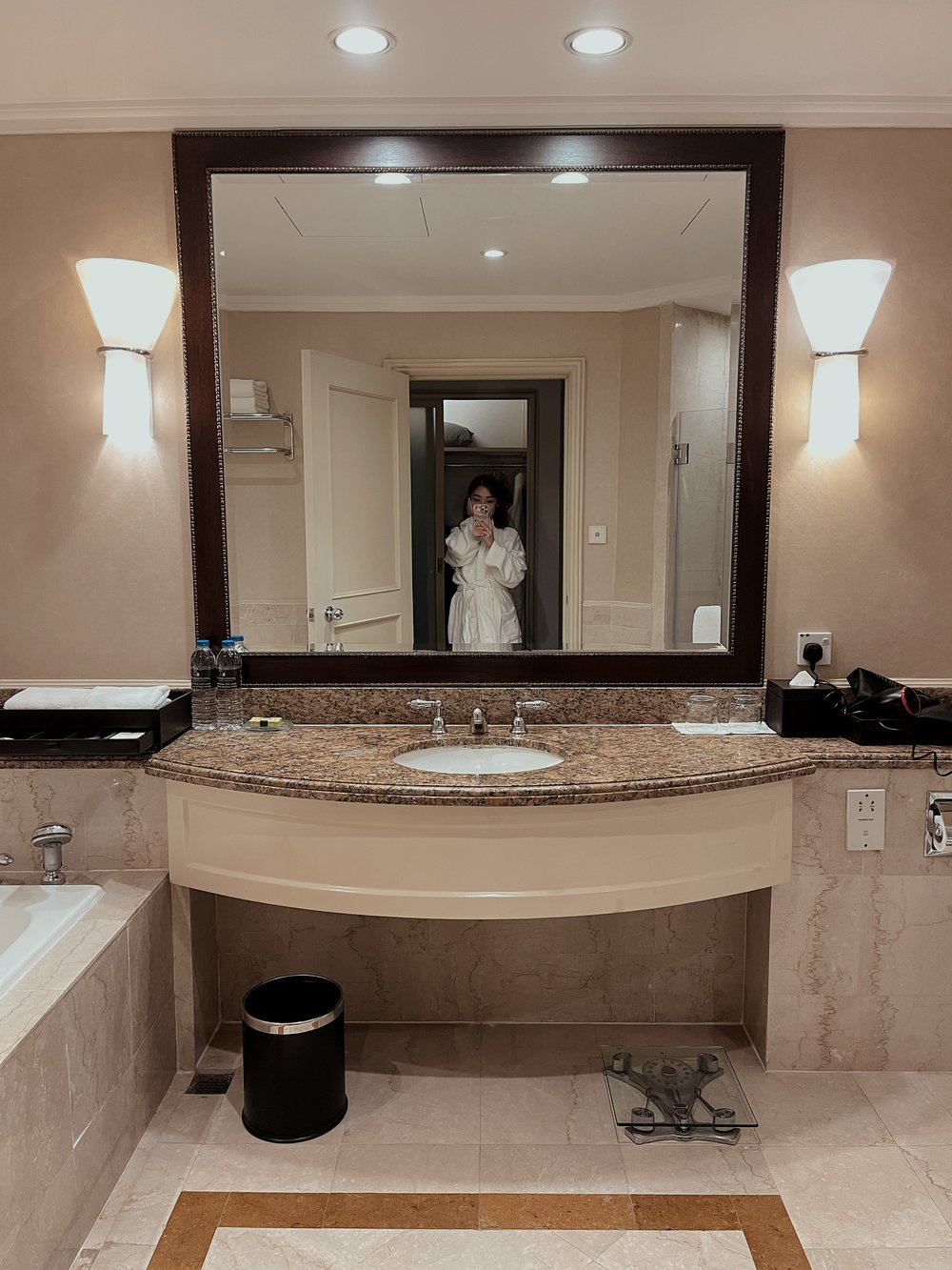 InterContinental KL room