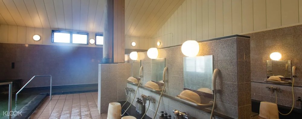 36935 かりんの湯 Karin no yu onsen 浴場