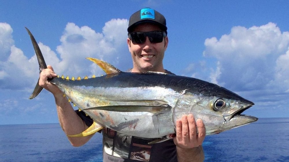 The biggest catch of the day aboard this deep sea fishing charter! Image credits: sunshinecoastafloat.com.au