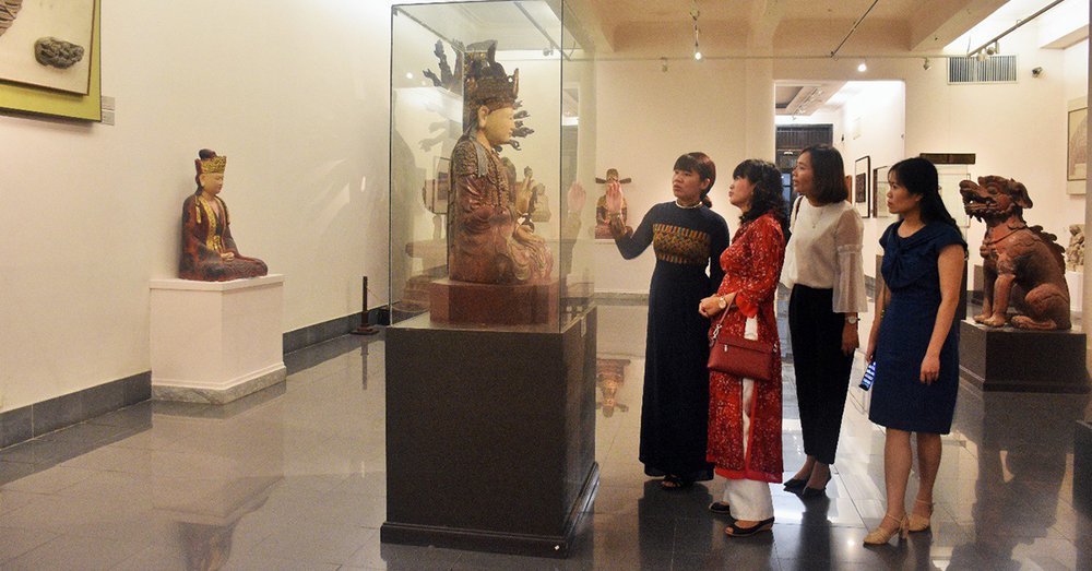 bao-tang-my-thuat-viet-nam-co-gi-choi