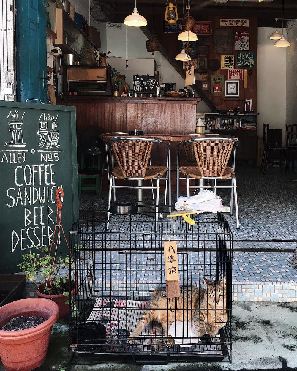 Alley No. 5 best cafe in Melaka