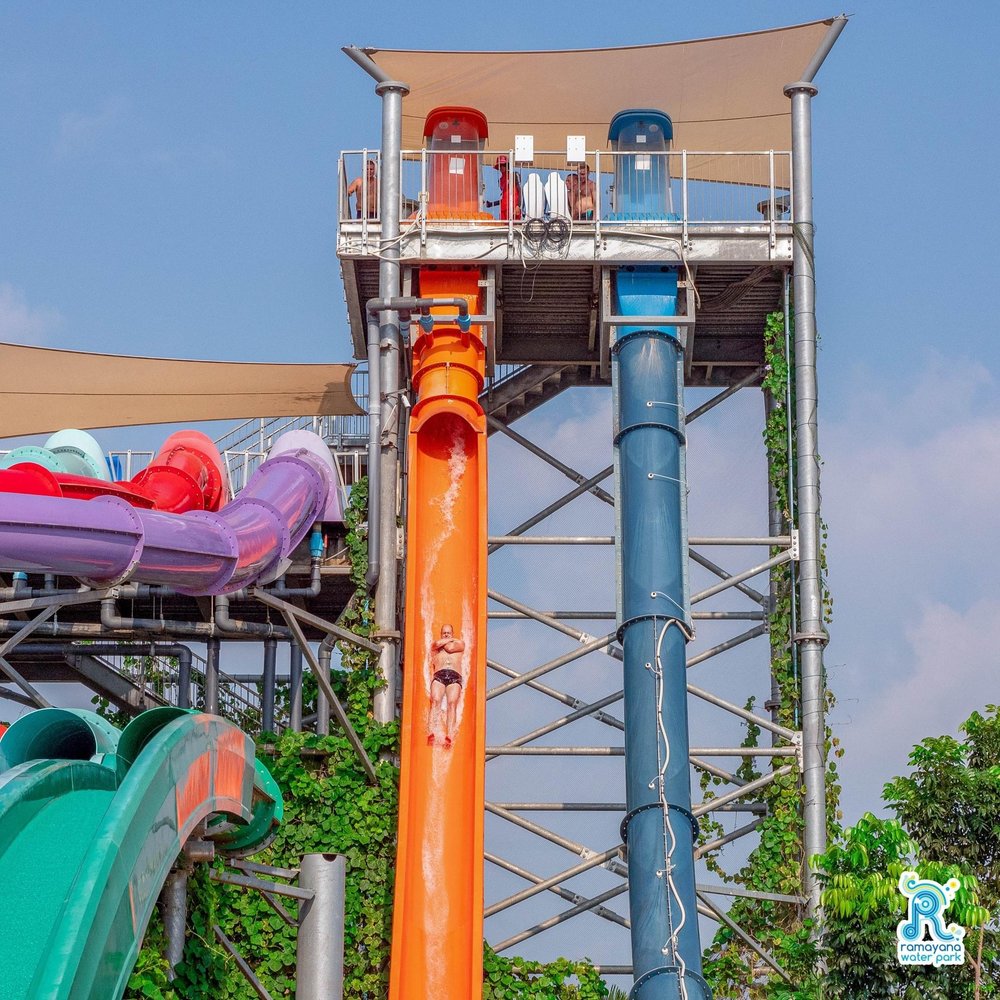 ฟรีฟอลล์ & อควาลูป