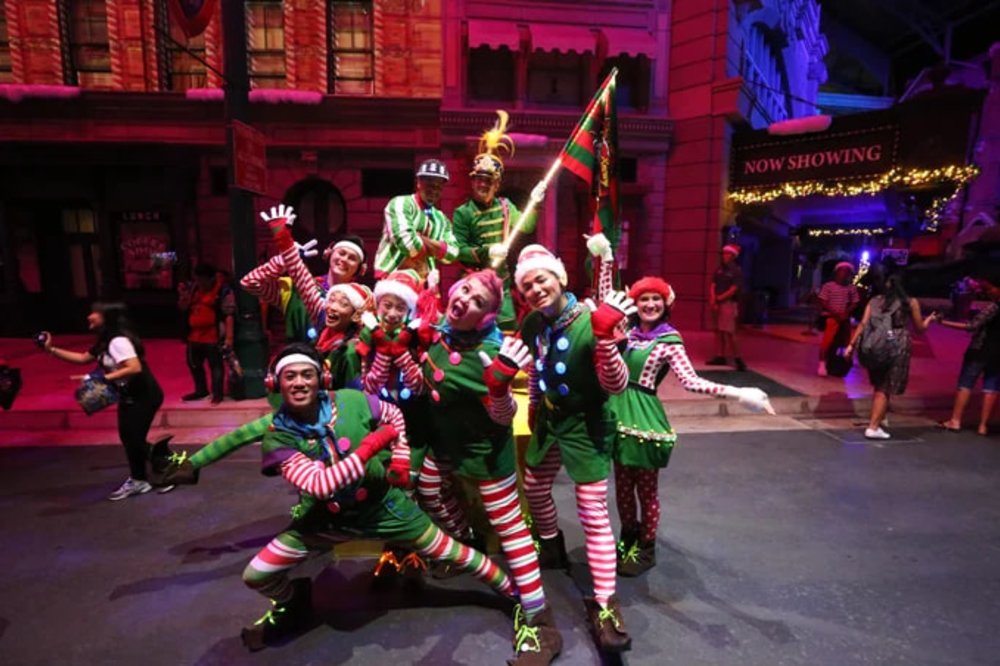 uss its showtime xmas