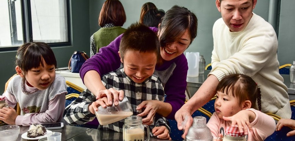 宜蘭雨天備案奇麗灣珍奶文化館DIY