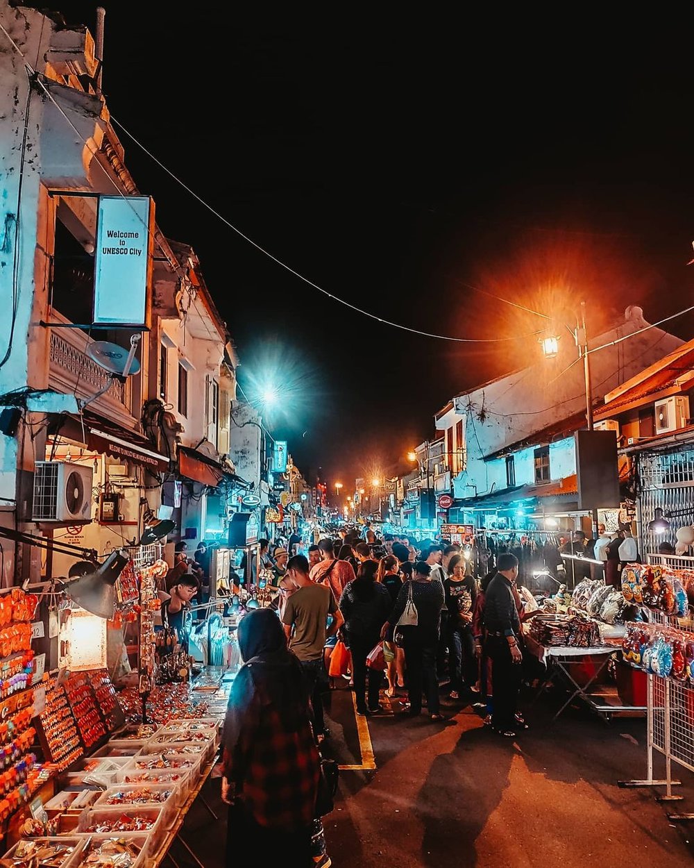 best things to do in melaka jonker walk night market