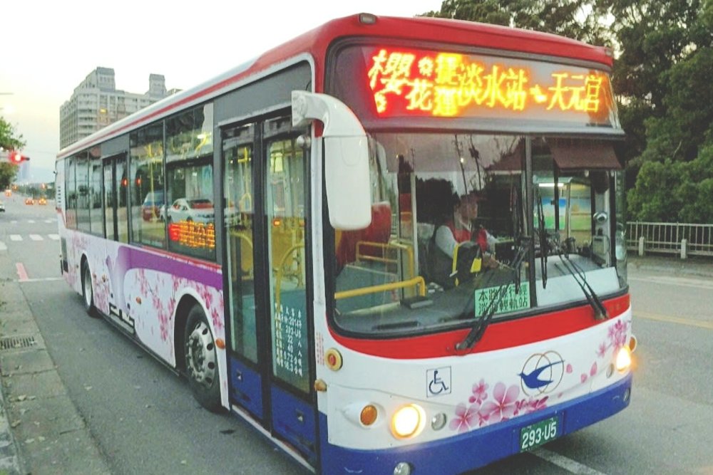 淡水櫻花：天元宮賞櫻專車