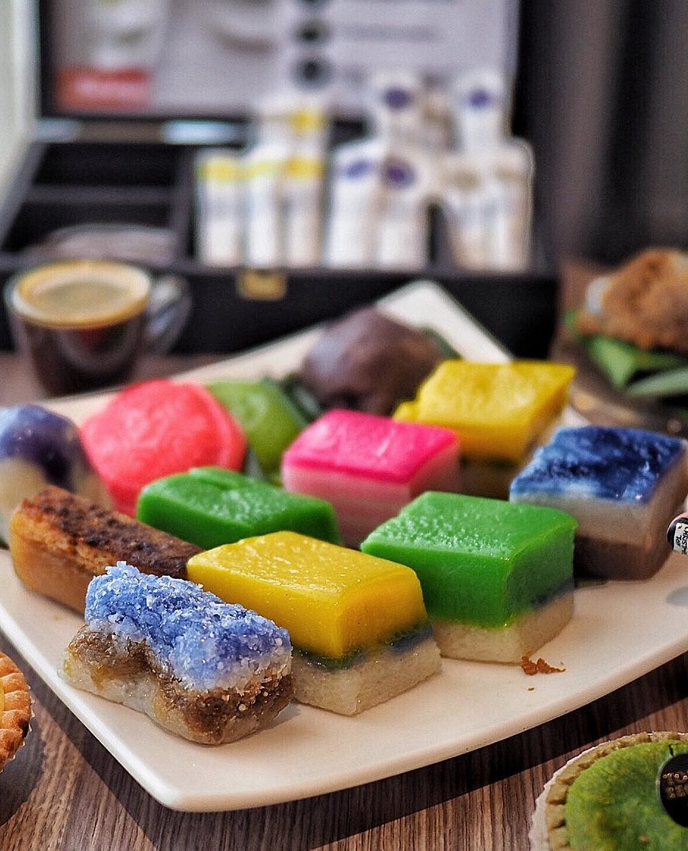 Baba Charlie Nyonya Cake melaka must visits