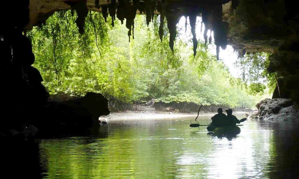 ban bor thor kayaking tour