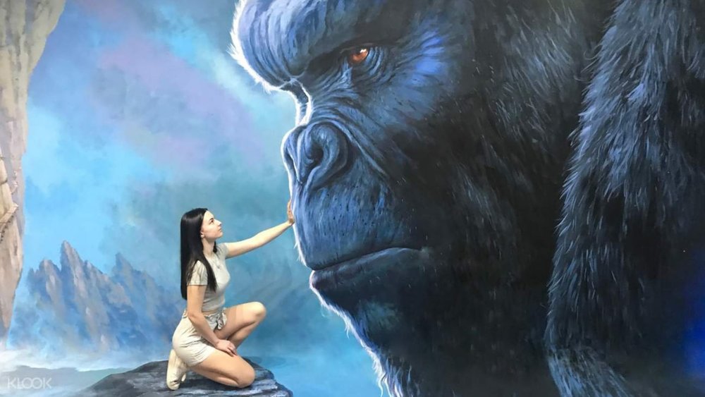 Come face-to-face with larger than life characters at ArtVo