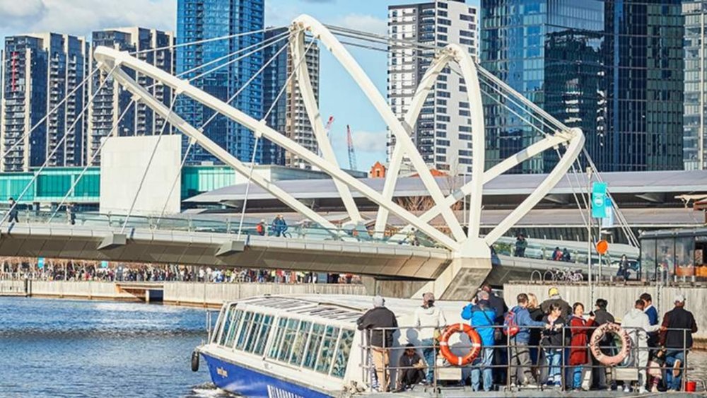 Relax on deck and enjoy Melbourne from a whole new perspective!