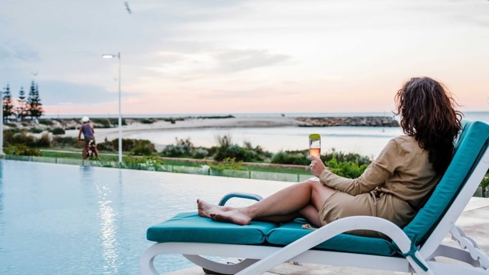 Sit back, relax, and enjoy the tranquil atmosphere at Mandurah. Credit: @visitmandurah