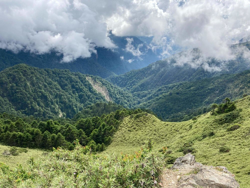 合歡山主峰平台景色