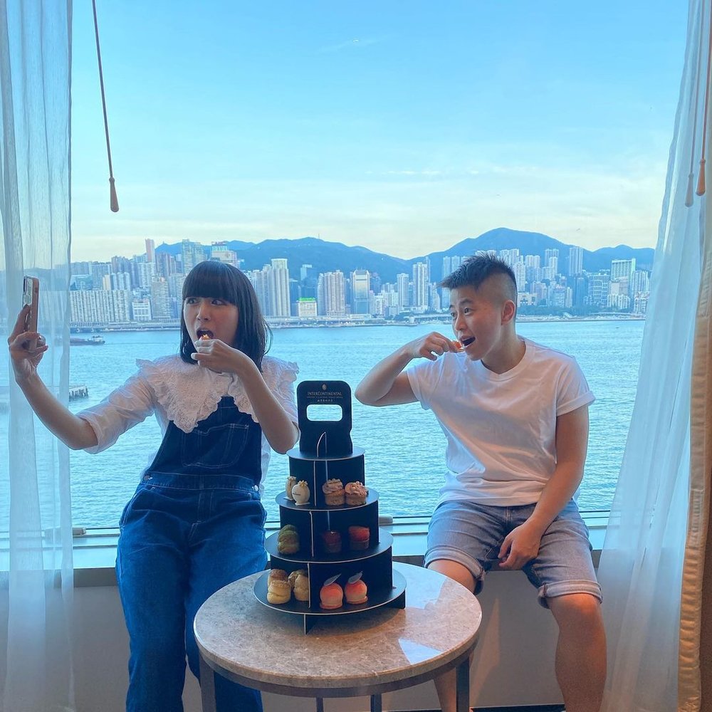 部份套票包括下午茶餐盒套裝,可在房間面向海景慢慢歎。(Instagram @ivy_mak)