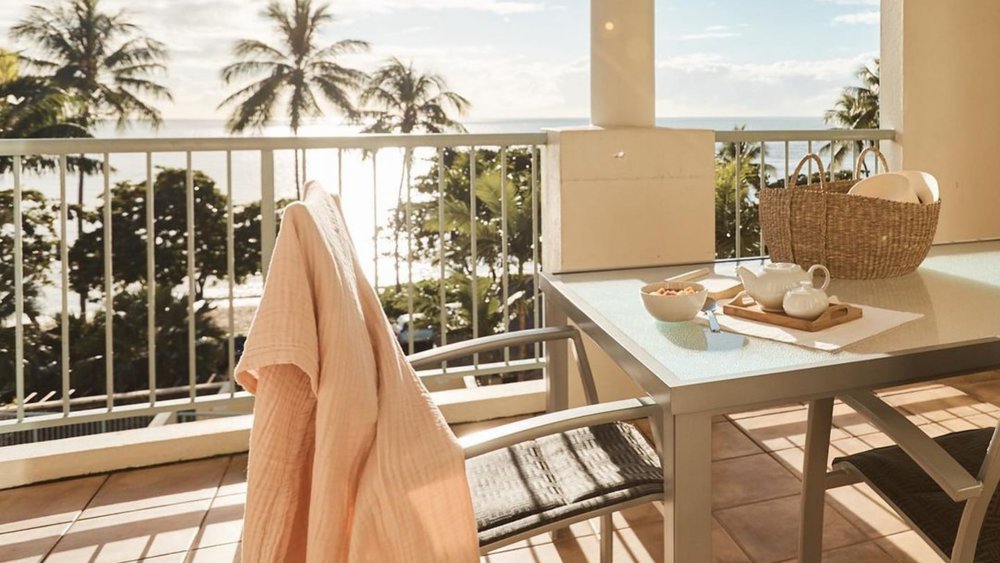 Wake up to picture-perfect views at Sea Change Apartments. Image credits: @seachangeapartments on Instagram
