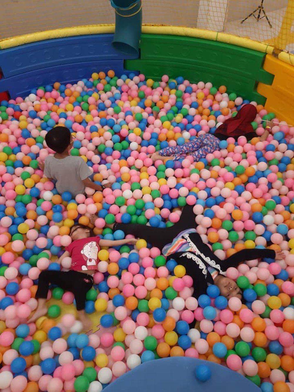 Meeraland Tesco Extra Plentong best indoor playground in JB