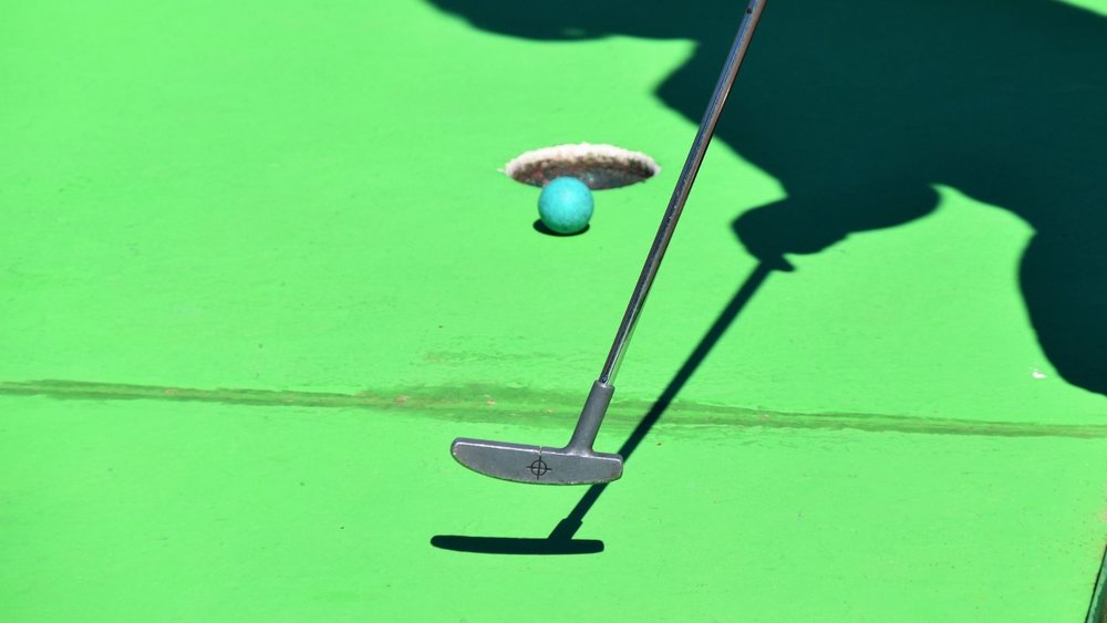 Land the hole! Image credits: @waldemarbrandt67w on Unsplash