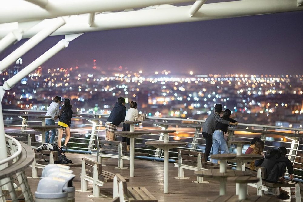 台中夜景景點：鰲峰山