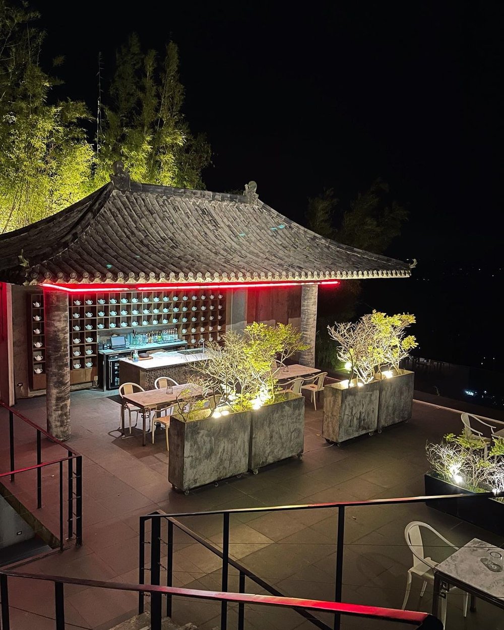 asian alfresco restaurant