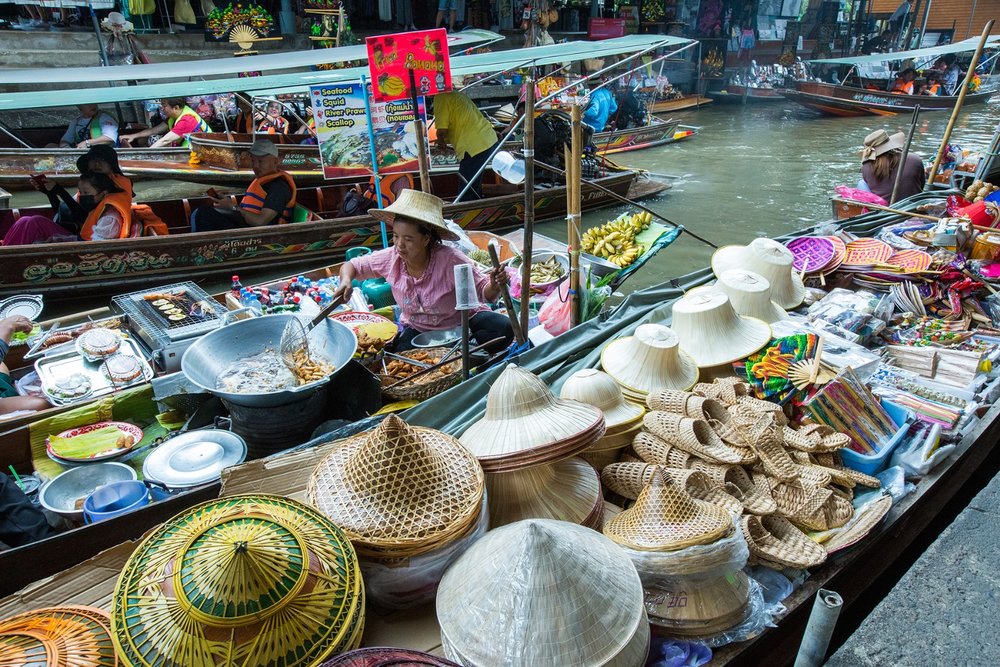 Bangkok Floating Market food boat