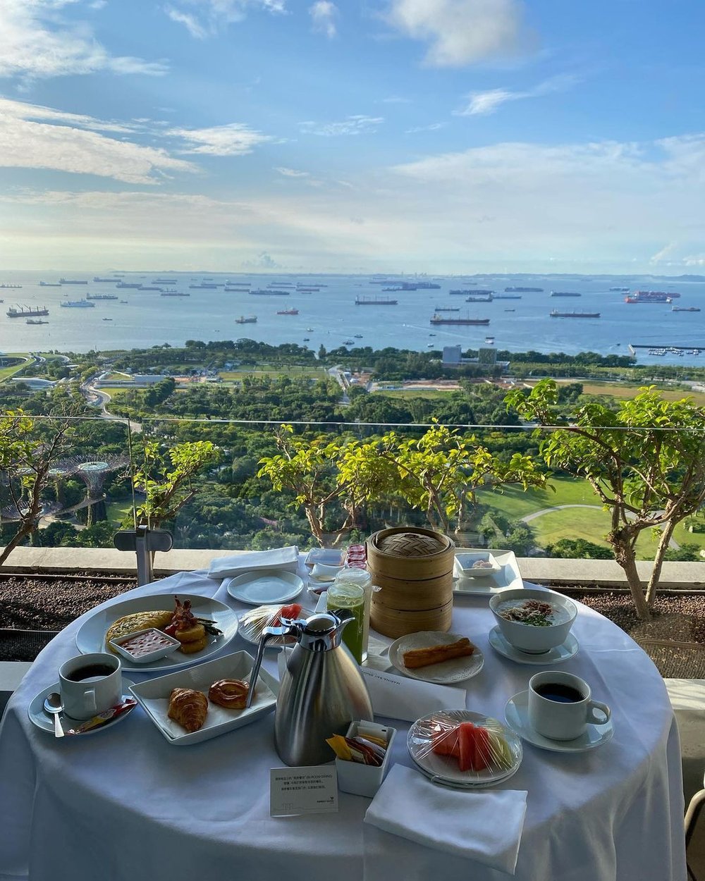 Marina Bay Sands best place to stay in singapore