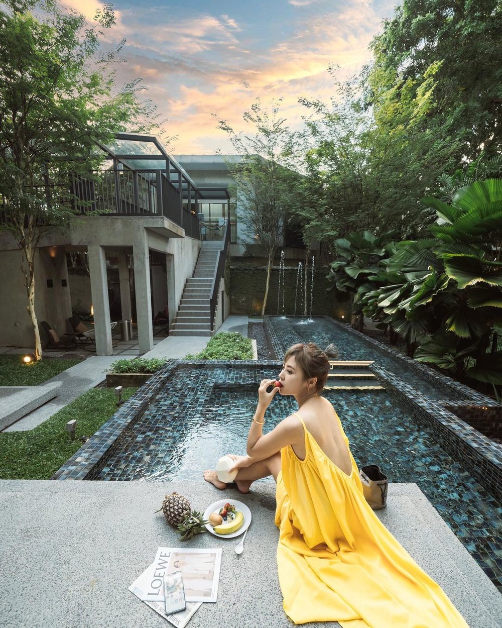 Lloyd’s Inn best hotel in Singapore