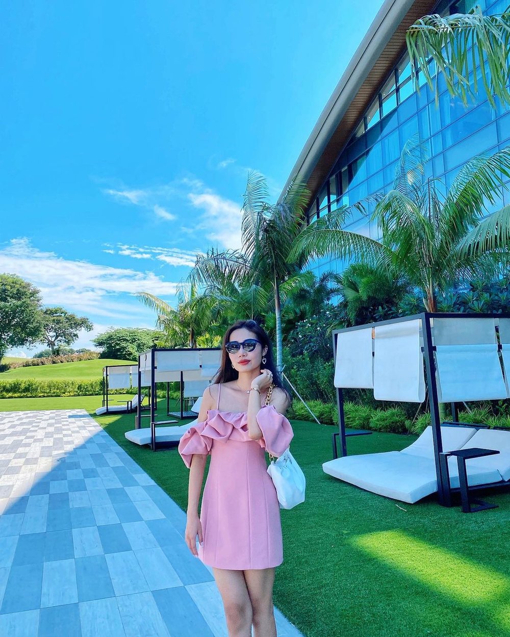 Dusit Thani Laguna Singapore best resort in sg