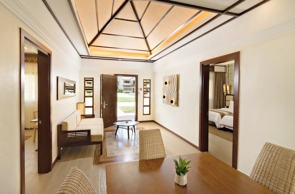 tropical foyer and room