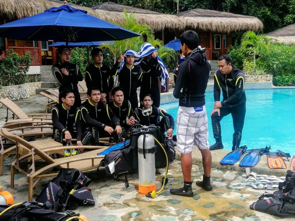 team of scuba divers