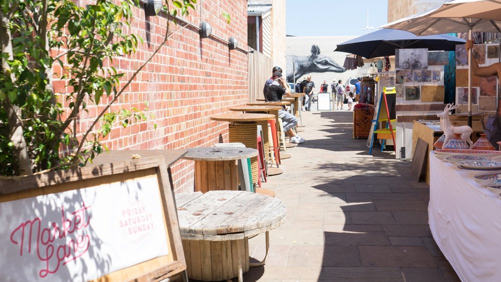 Shop ‘til you drop at Fremantle Markets. Image credits: Natalie Su on Unsplash