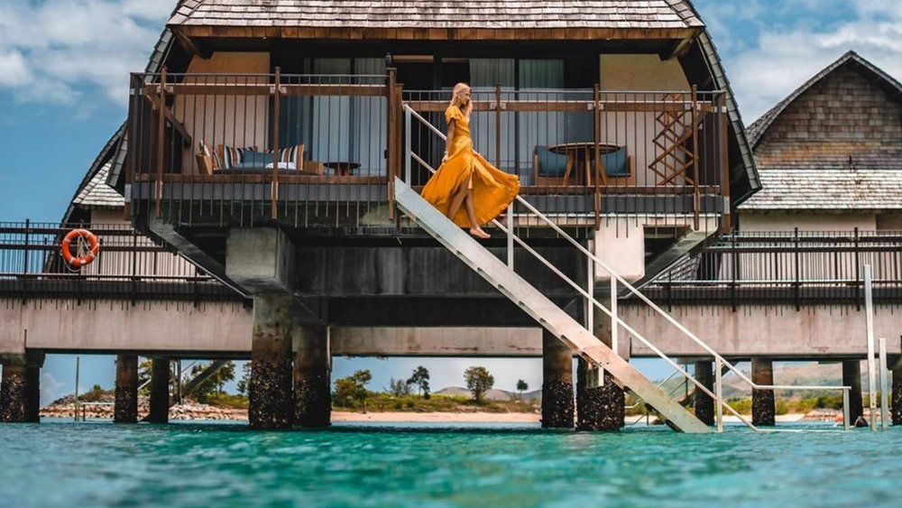 There are numerous accommodations in Fiji that will have you waking up near the clear blue waters! Image credits: @camillamilja on Instagram