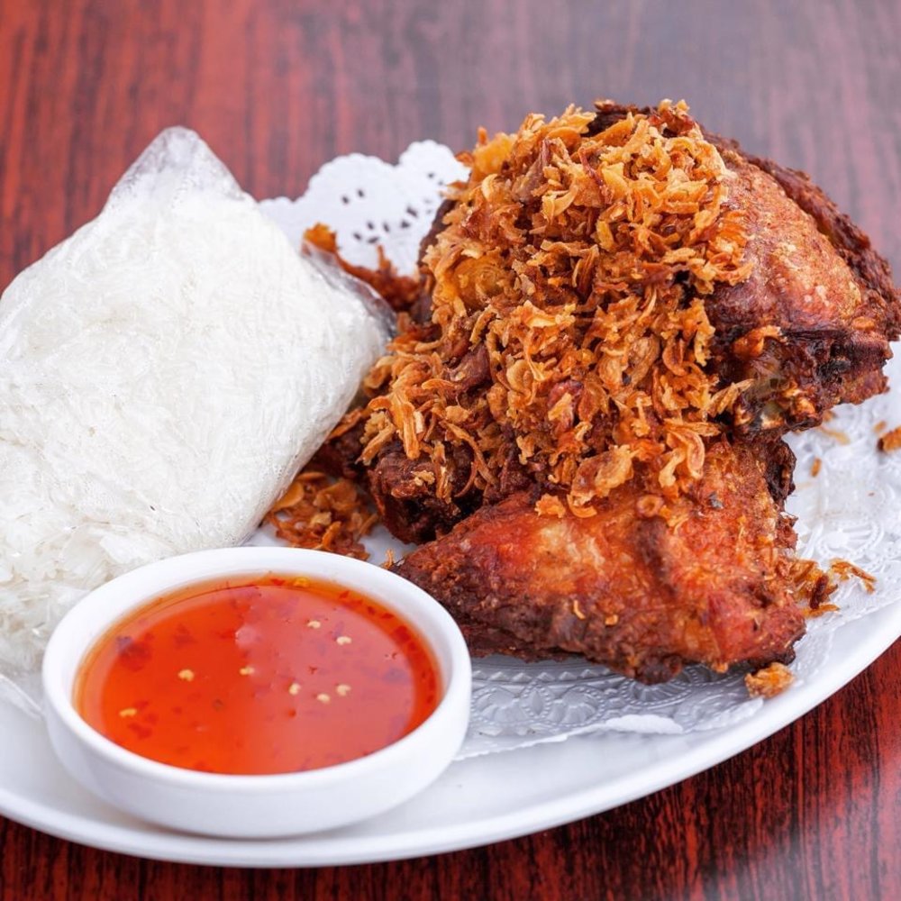 Luv2eat Thai Bistro 2