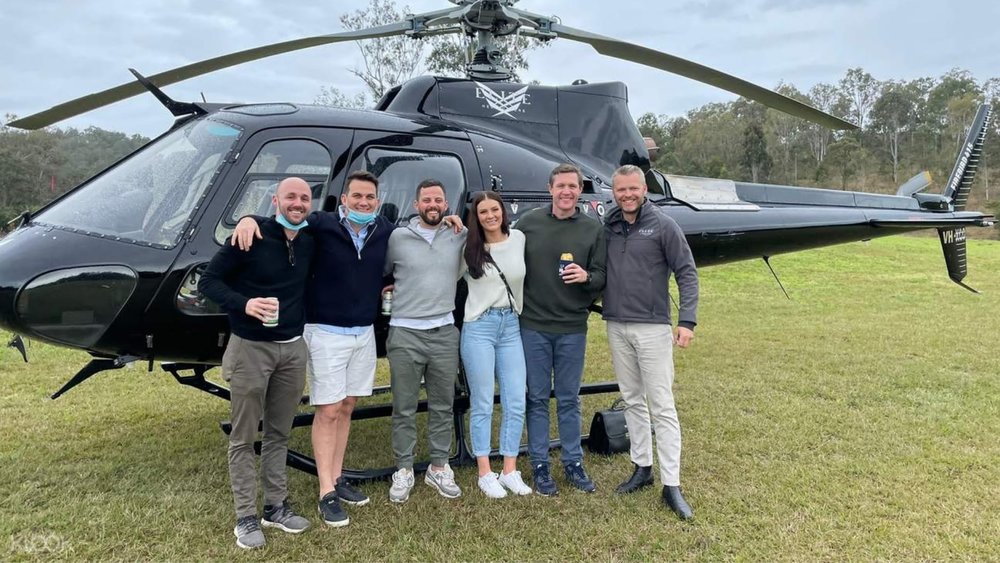 Just focus on the scenes and the golf during the Heli Golf Experience, we’ll cover the green fees, club and cart hire!