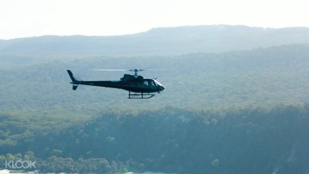 Bring up to six of your loved ones and sip on some fine tipples on the Helicopter Pubs Tour.