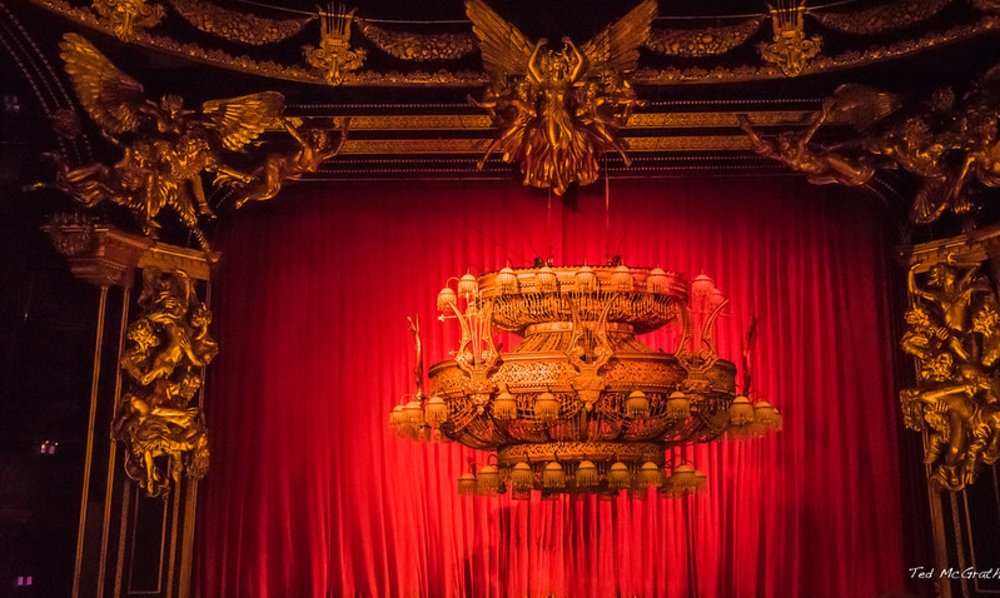 The Phantom of the Opera broadway new york Chandelier 