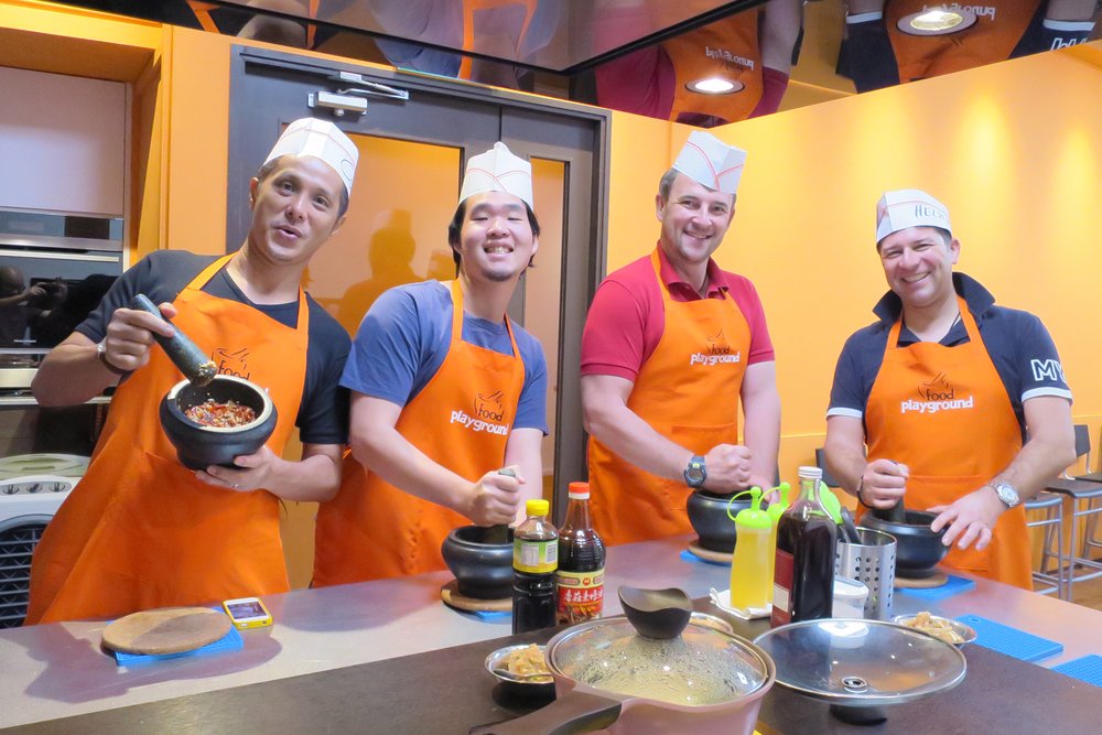 Participants of the Singapore cooking class