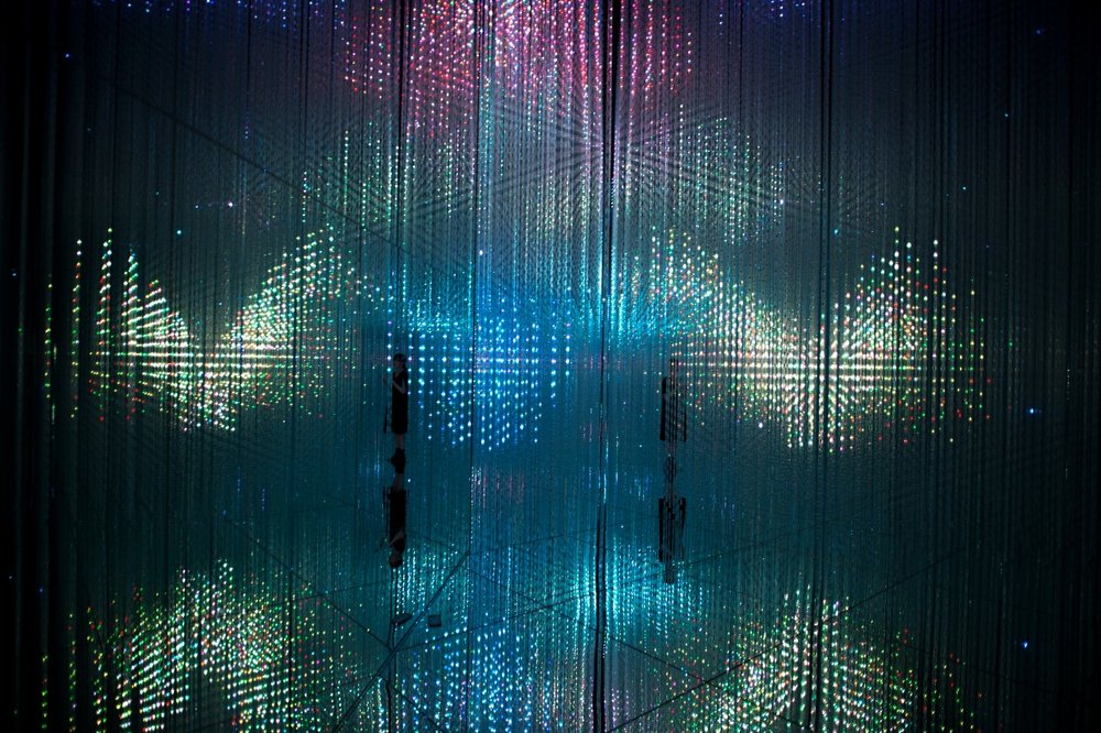 チームラボボーダレス　Crystal World Flutter of Butterflies