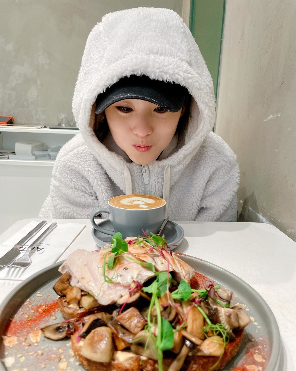 美好的一天,由一頓美味的早餐開始!(Instagram @rabeeayeung)