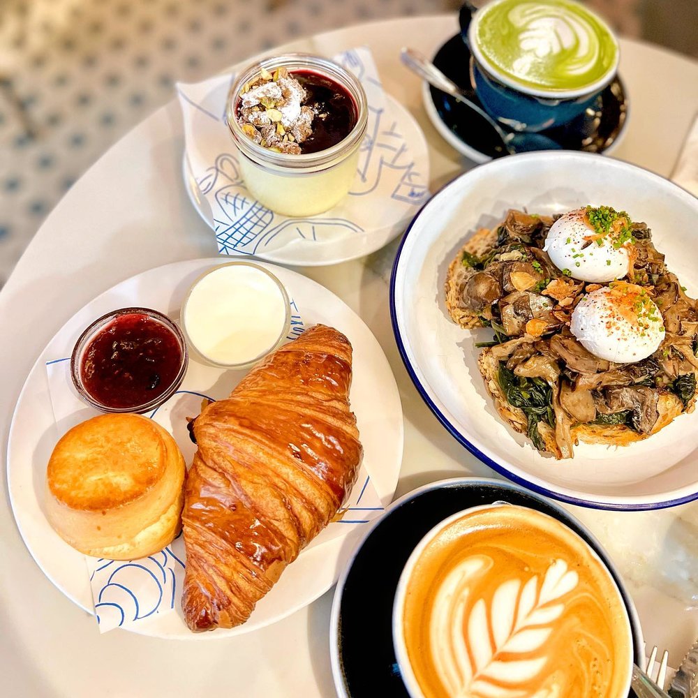 Bakehouse的牛角包和英式鬆餅是店內的名物,絕對值得一試!(Instagram @douboo_foodie)