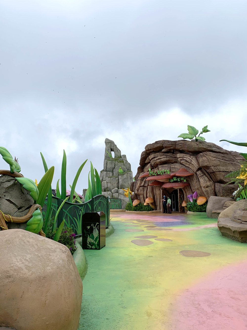 genting skyworlds outdoor theme park rides review