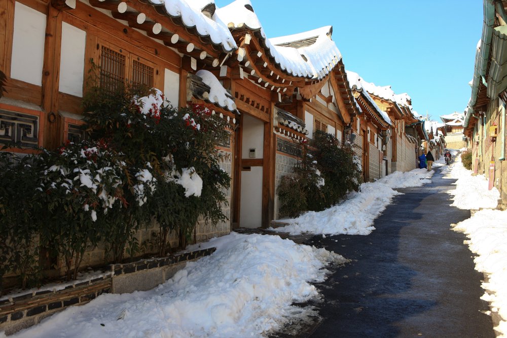 korea winter spots bukchon hanok village 2