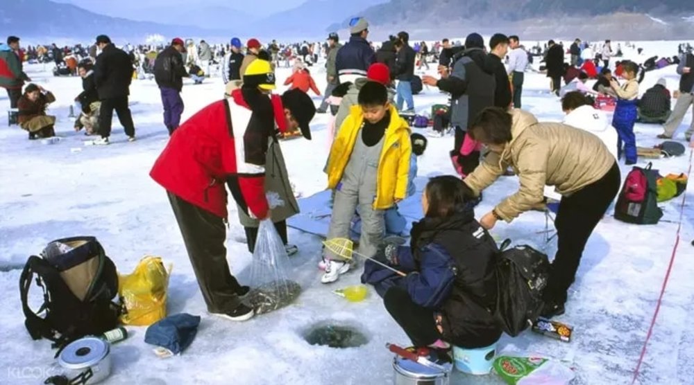 korea winter spots ice fishing festival 2