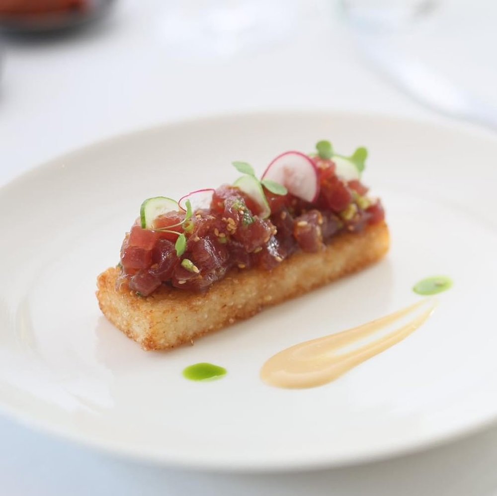 tuna tataki in bruschetta