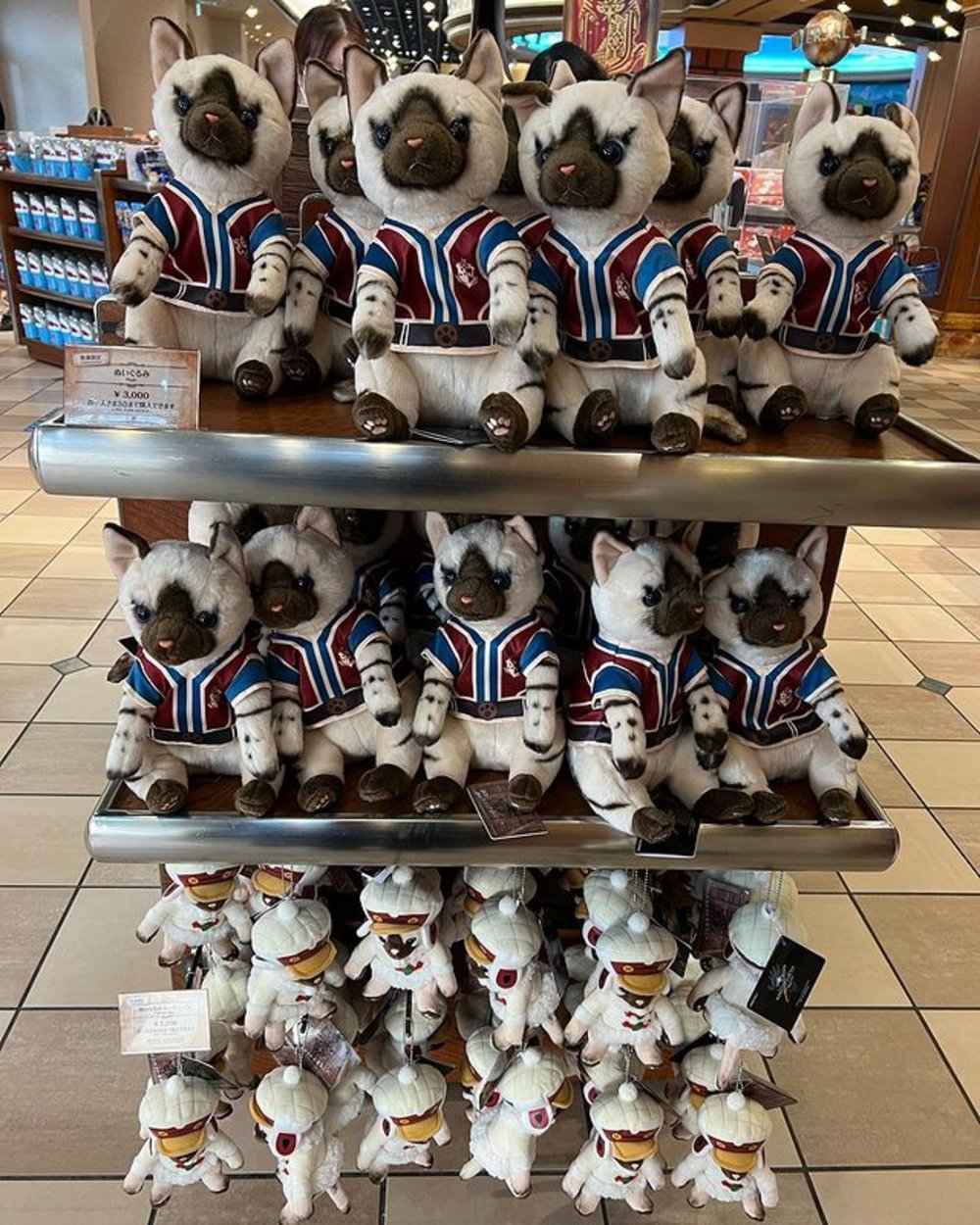 USJ UGC: @usjfan00minions オトモアイルーぬいぐるみ